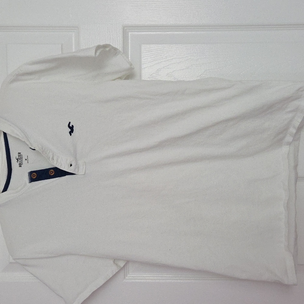 Hollister Mens Button white dress shirt